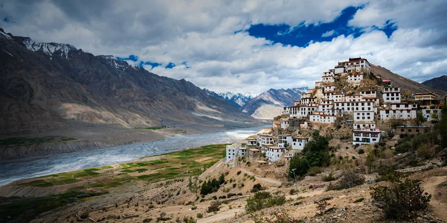 Himachal Tribal Circuit Tour Package Via Jibhi, 1699527490_205251-himachal-tribal-tour-package-slider-image.webp