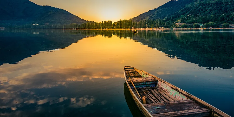 Kashmir Tour Package From Jammu, 1752065795_447391-Inside-image.webp