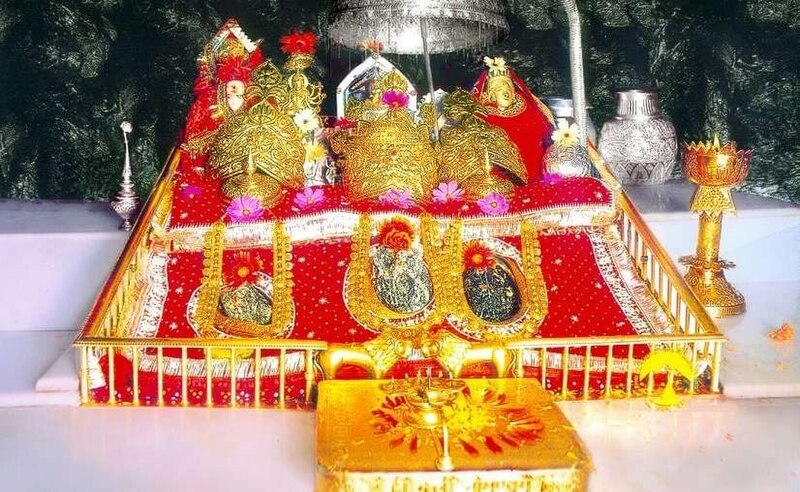 1752493430_77519-Mata_vaishno_devi_pindi_photo.jpg