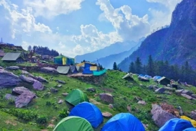 Kasol Kheerganga Trek with Tosh & Barshaini Trip